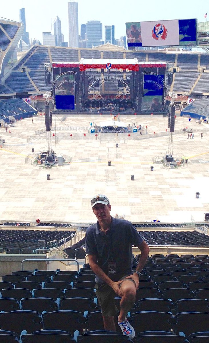 lemieuxdavid's tweet photo. 5 years ago today the @GratefulDead guys played the first night of a three night run at Chicago's Soldier Field. These three Fare Thee Well shows were the last time Bob, Mickey, Phil, and Billy were on stage together. Each show drew sold out crowds of more than 74,000. https://t.co/o0tY2WkPcd