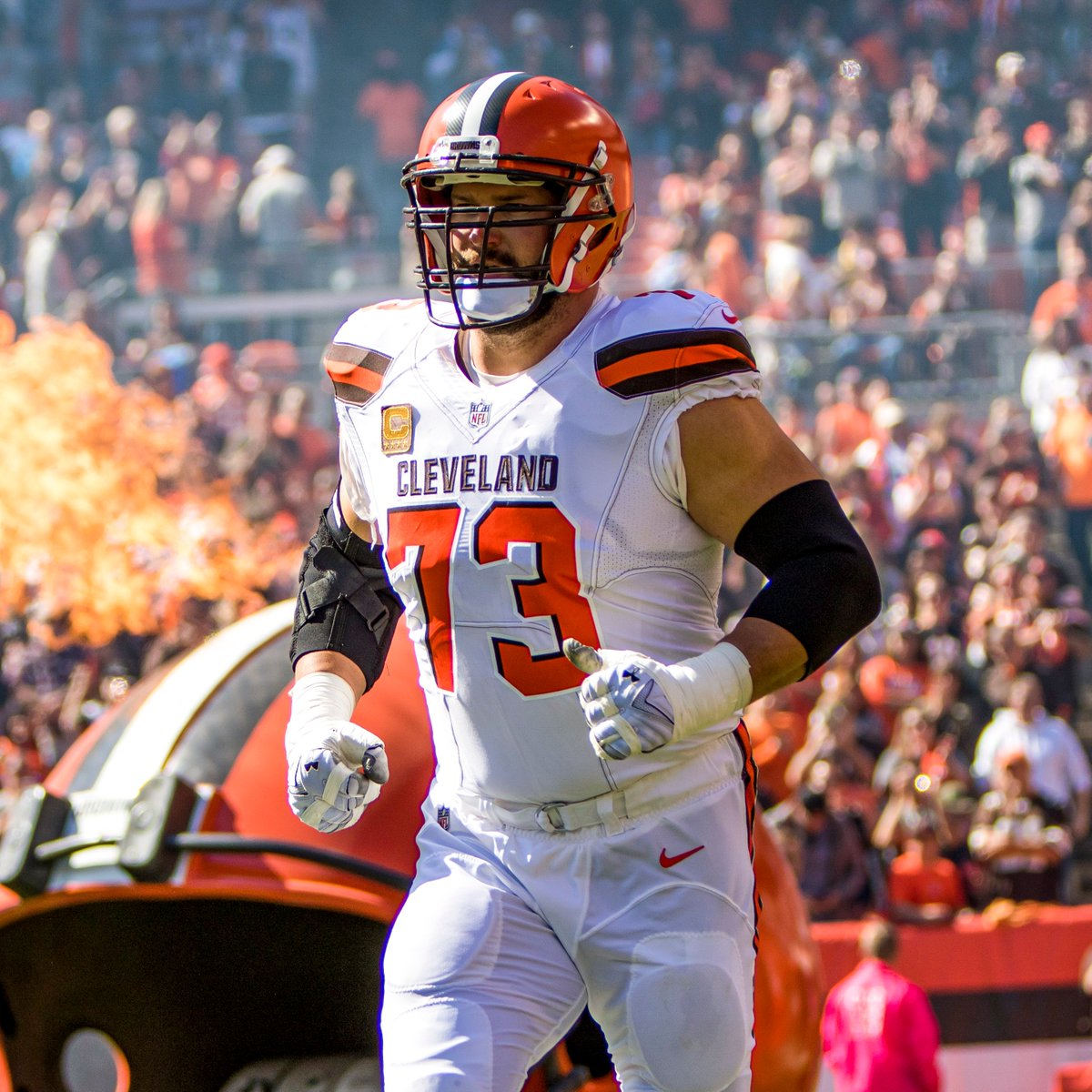Browns's tweet photo. The most festive day of July.
Happy @joethomas73 Day! π https://t.co/KxLJGsJLBh