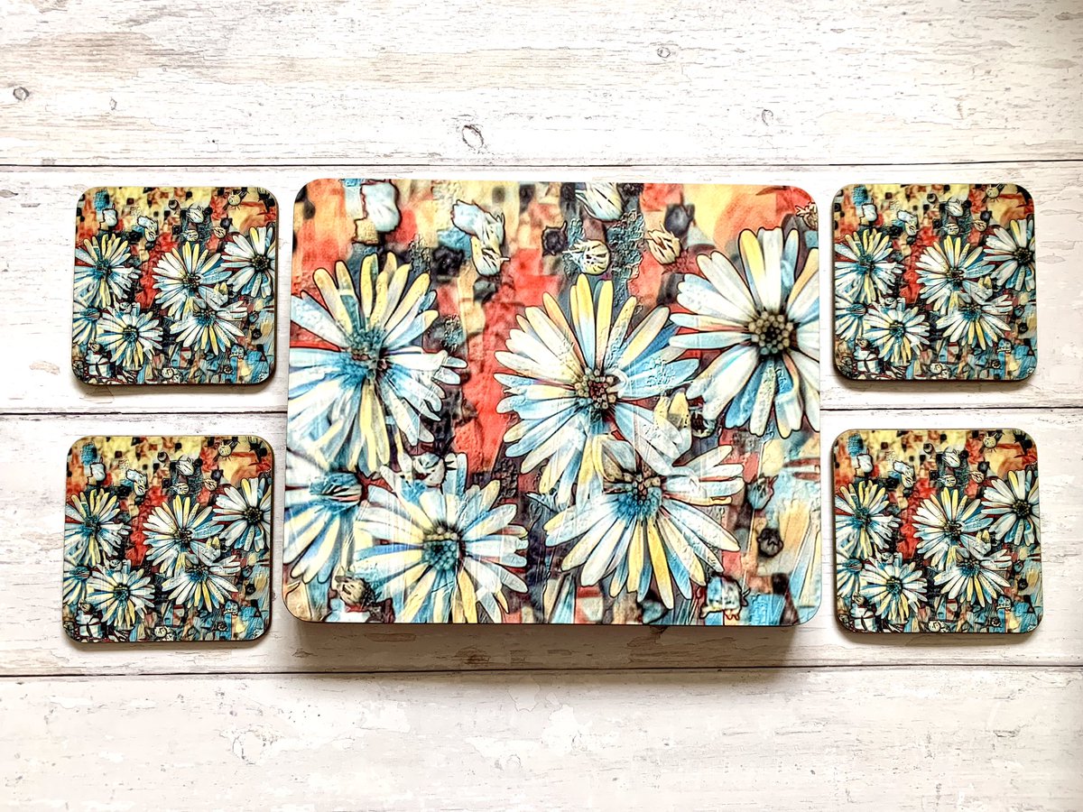 Pleased to announce a new product - Placemat and Coaster sets ‘made to order’ and #madeinshropshire from my designs for me by <a href="/printzoneshrews/">Printzone Shrewsbury</a> 😊 flowerdogphotography.com/copy-of-lockdo…   #shoplocal #supportlocal #supportlocalBusiness #Shropshire #SmallBusiness #womeninbiz