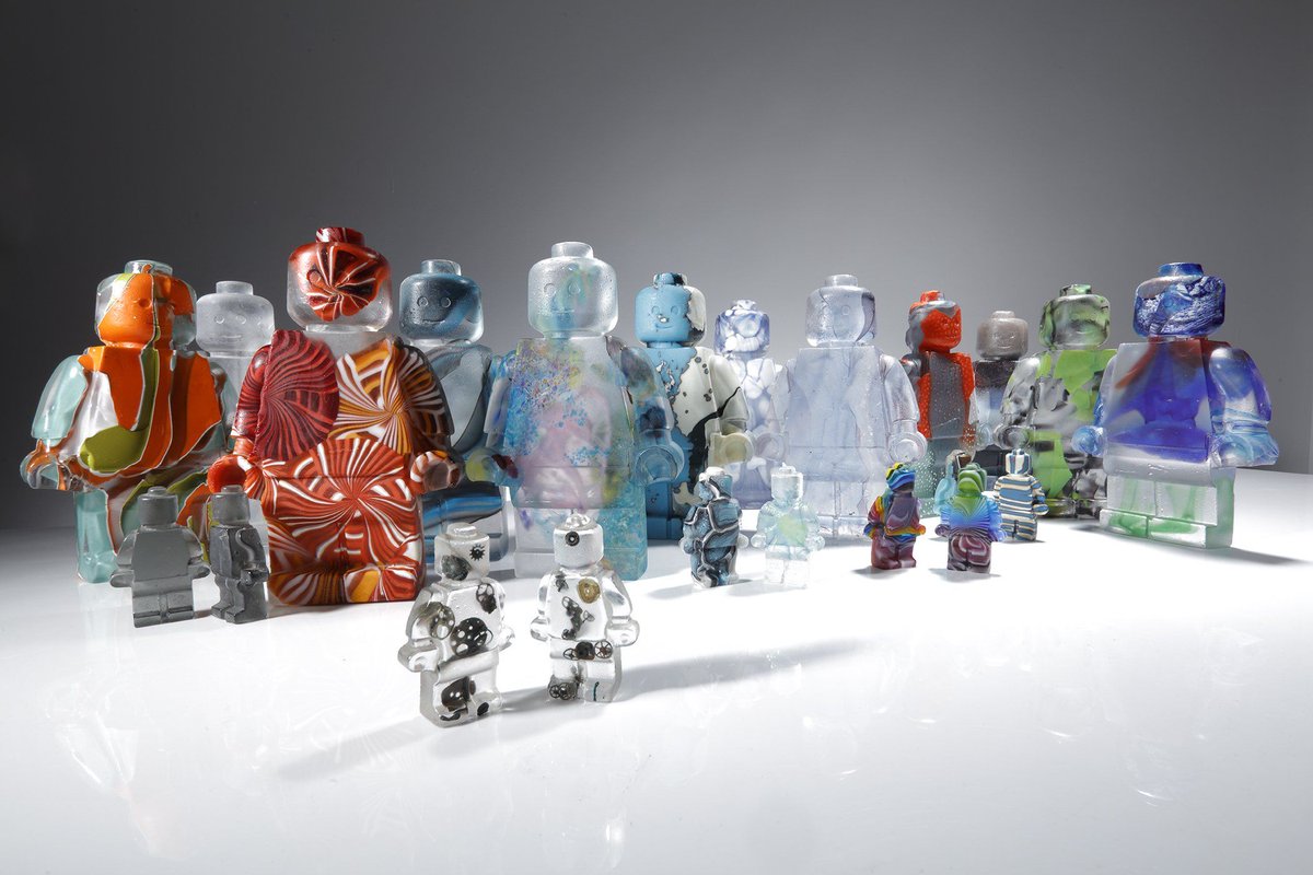 Soundwaveart's tweet photo. Check out this @artplugged 'Artists Inside the Industry' interview with Hannah Gibson - a glass sculptor based in the UK.

#ArtPlugged @HGibsonGlass 

https://t.co/IzJWrg1zHv https://t.co/rlTjgTqj3T