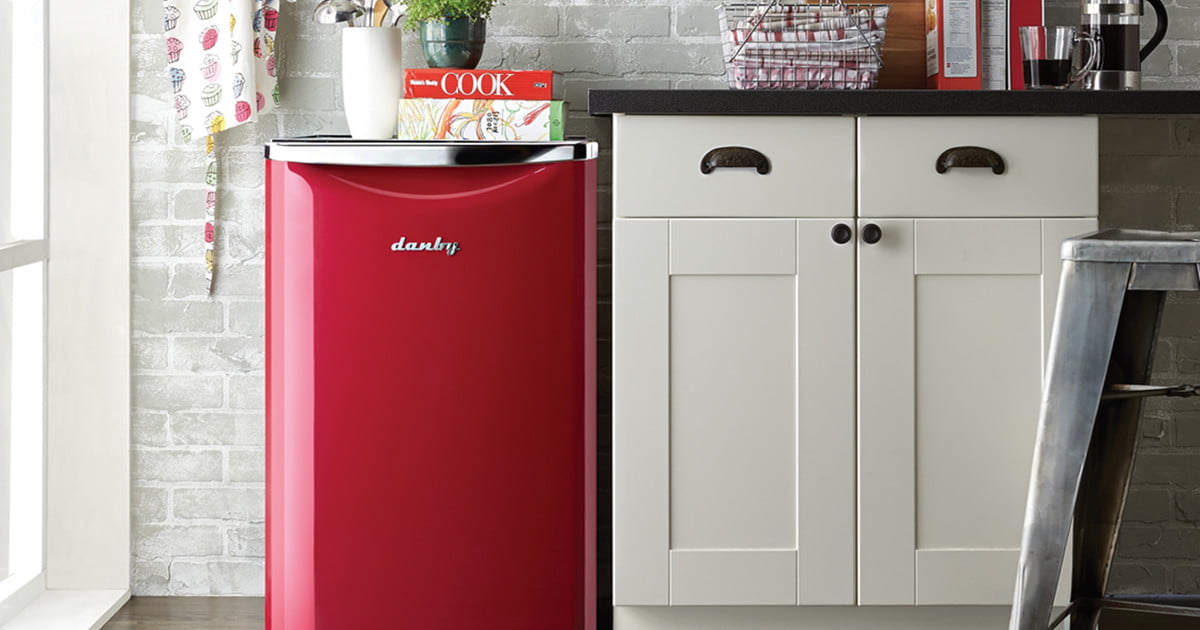 33squared's tweet image. The best mini fridges on the market in 2020 j.mp/2oJ2rx3 #BuyingGuides #SmartHome #bestminifridge #bestminifridges