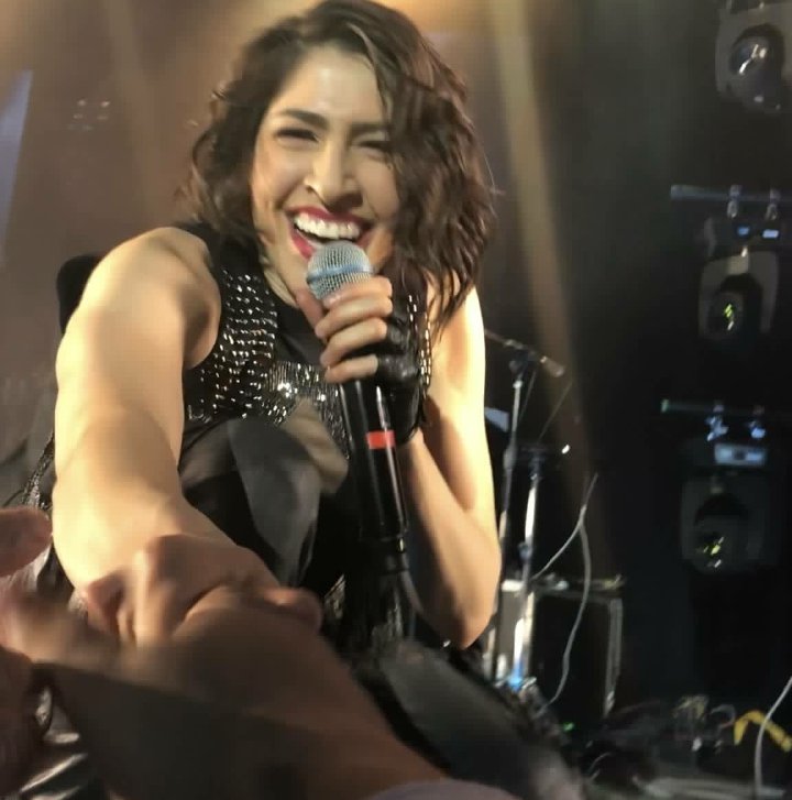 sheloveshaash's tweet photo. Y brillas y brillas tan lindo.💖

@haashoficial https://t.co/5eUwXeUOIm