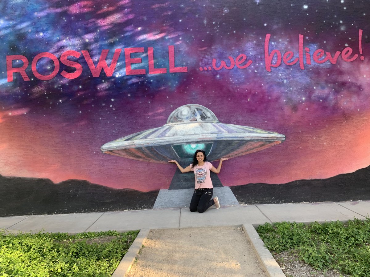 AgreyNuria's tweet photo. We visited Roswell, NM a month ago.
We hope we win the contest!!
#ShowMeTheMuralRoswell  #MainStreetRoswell   #UFOMuseum   #SeeRoswell https://t.co/suNeT7fGSn