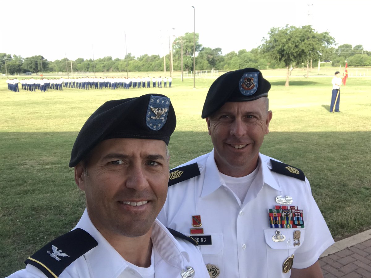 GolfingGunner's tweet photo. #26: Humans learn two ways: Significant emotional experience and repetition. 
We provide the emotional experience, the reps and sets make the Trainees into Soldiers. Congrats to the Bushmasters of @1_40thFA_BN on your graduation. 
@Donald82airJMP @6_fires #Fires50 #DestroyerPRIDE https://t.co/wNzIOu2WcA