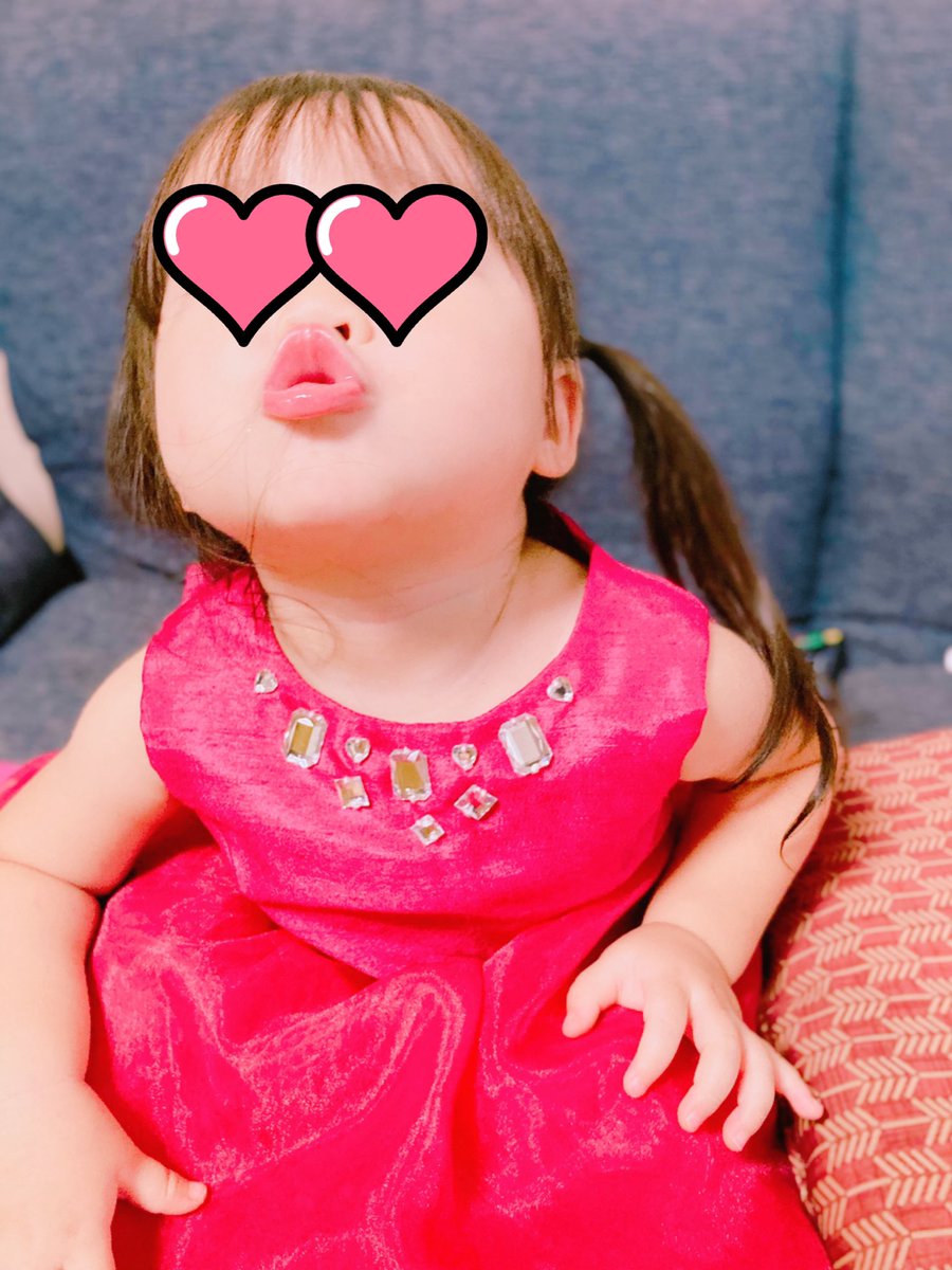 KaWkhr's tweet photo. ちゅーっ😘😘😘
#ワンオペ育児
#1歳ママ 
#3歳ママ
#専業主婦 
#妊娠9ヶ月 https://t.co/9KTaTFeY0G