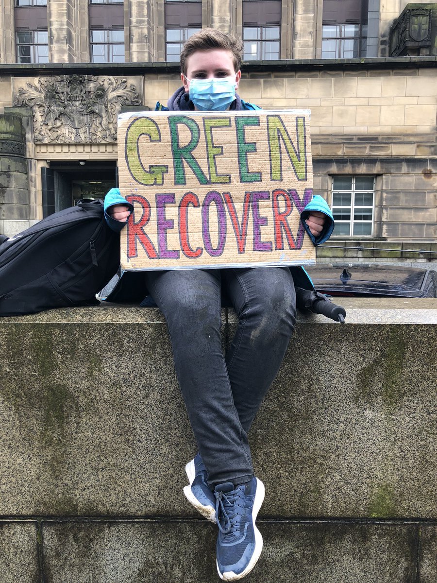 _DylanHamilton_'s tweet photo. School strike for climate week 73! Today a group of us protested outside the Scottish Government building during the COVID-19 press conference, demanding a green and just recovery from this pandemic. #BuildBackBetter #FridaysForFuture https://t.co/VIESTfKfFS