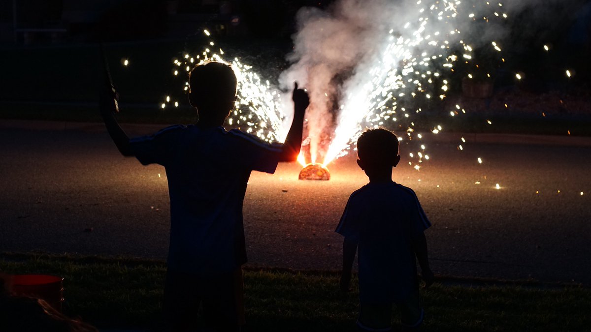 PwpOrg's tweet photo. This 4th of July, we should remember all of the heroes, on the battlefields past and present, and to those  on the frontlines of combating this virus. #July4  #independence #USA  #COVID19 #familyengagement #inclusion #newnormal #service #selflessservice #PWPORG #kidseducation https://t.co/548KmWB9mZ