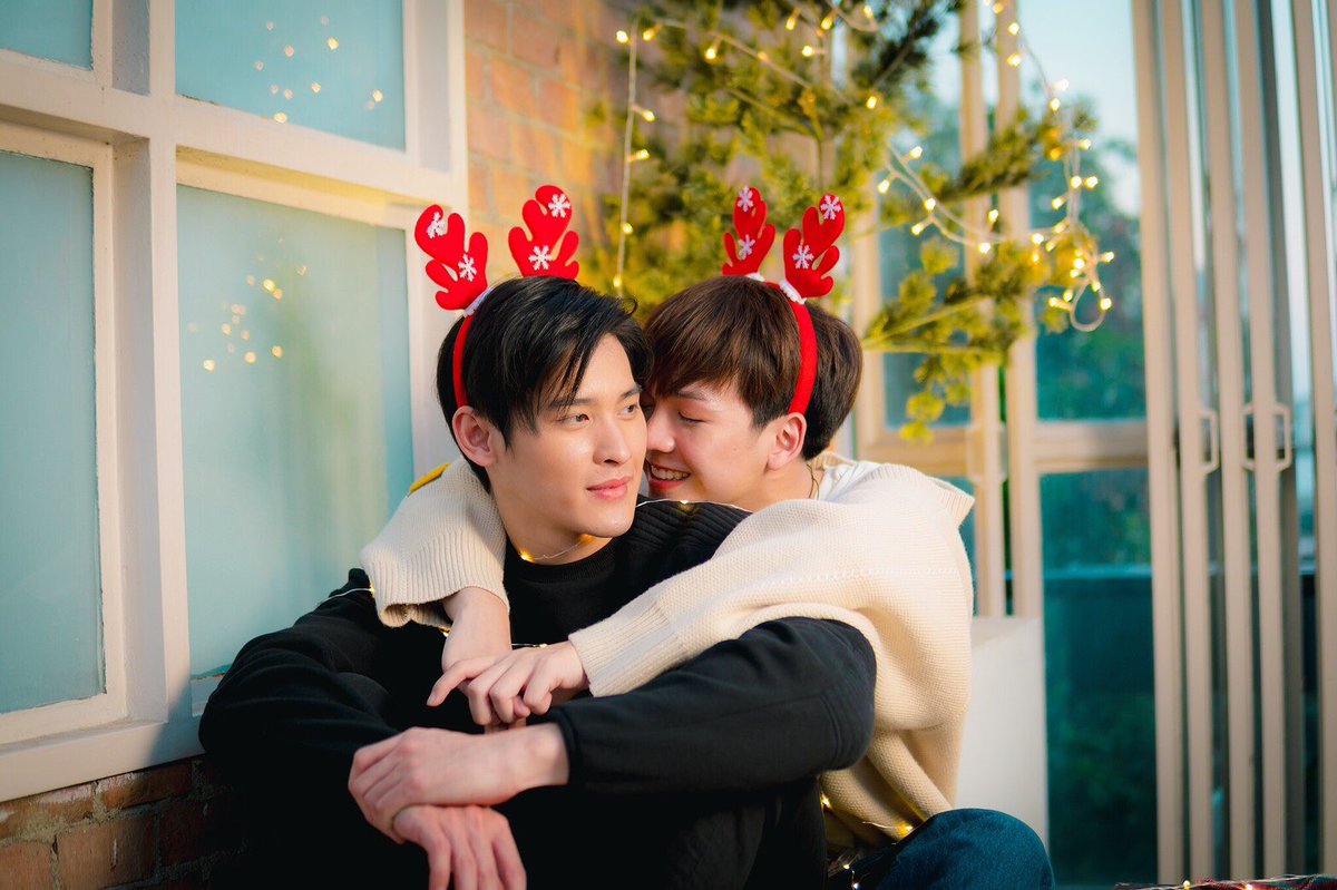 wooricooha's tweet photo. 각자든 같이든 꼭 행복해야대 행복하���💛 https://t.co/kt5F2tETdv