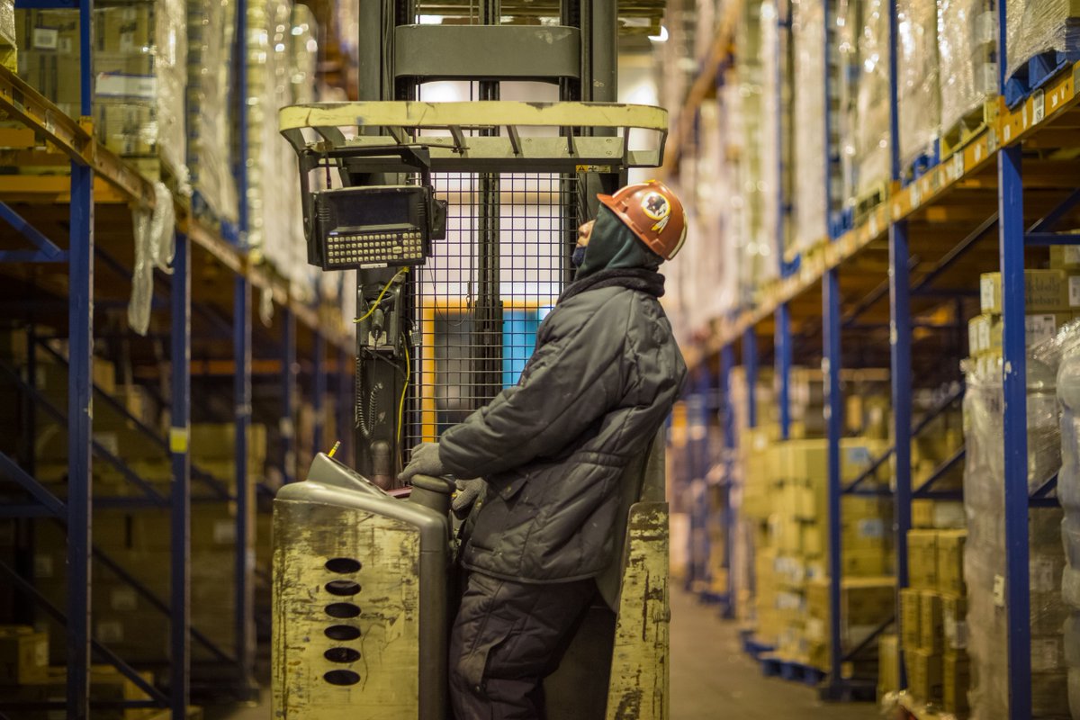 BurrisLogistics's tweet photo. Join our #BurrisCustom Team as a Reach Truck Operator in Rocky Hill, CT!
Learn more and apply:
https://t.co/nLkTcoBt2m
#BurrisLogistics #OneBurris #logistics #supplychain #3pl #freightsolutions #shippingservices #distribution #transportation #nowhiring #joinourteam https://t.co/YsiV113IIT