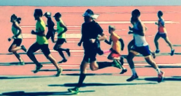 higdonmarathon's tweet photo. If you are interested in fitness, no better combination of exercises exists than the three events of the triathlon. Swimming develops the upper-body muscles. Cycling and Running develop the lower-body muscles. Even if you don't compete in triathlons, you can train like one. https://t.co/S7egTF72I7