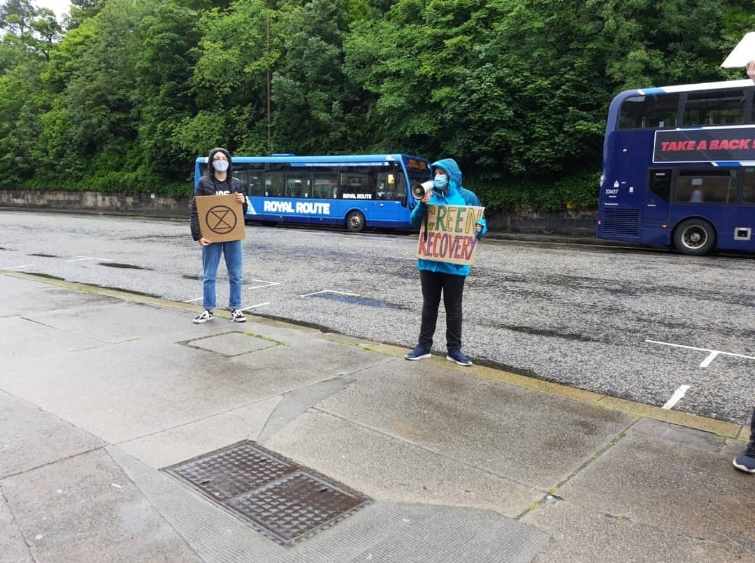 edinburgh_sycs's tweet photo. The @scotgov needs to implement a #GreenRecovery from COVID-19, we need to #buildbackbetter and decarbonise our new economy! https://t.co/R1Ohrcenyl