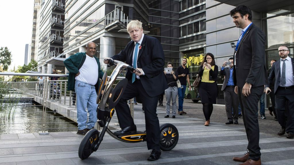 "I don't believe in gestures, I believe in substance" said Boris Johnson, about taking a knee.  #IDontBelieveInGestures