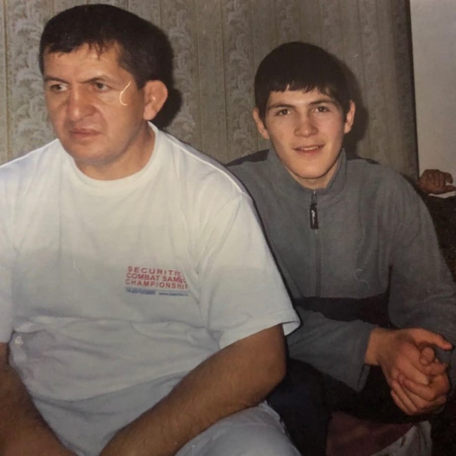 MMAHistoryToday tweet picture