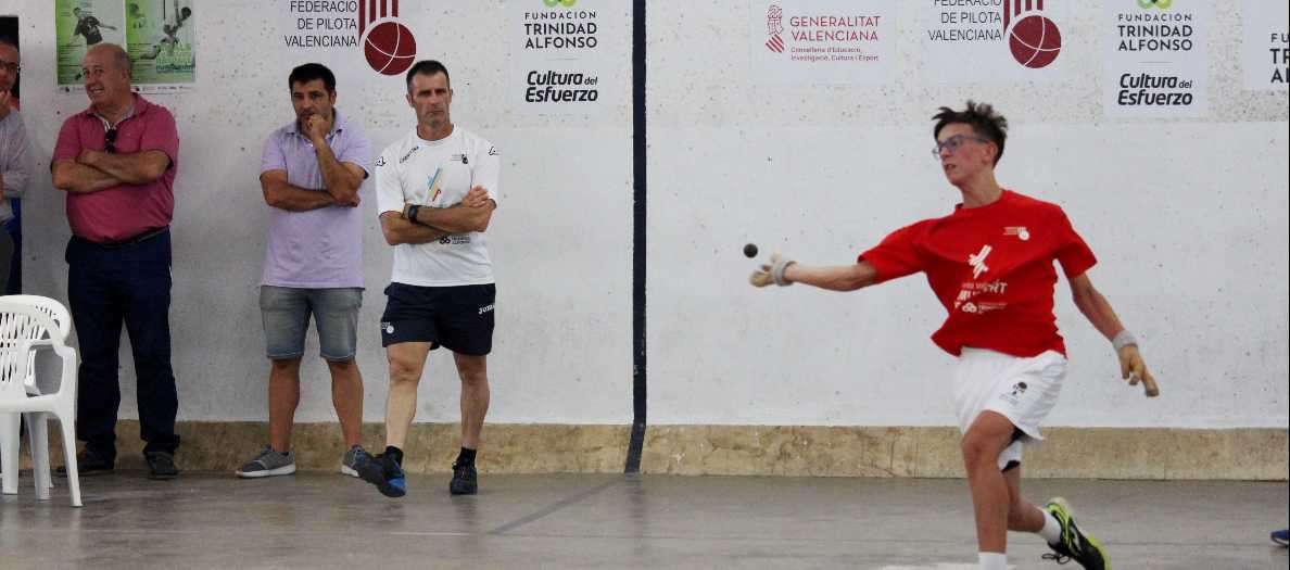 📰El III Circuit <a href="/FTA_CV/">Fun.Trinidad Alfonso</a>  Sub18 de raspall arranca hui
👉fedpival.es/val/noticia/el…