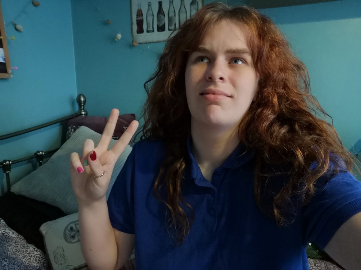 francescaadell's tweet image. Put on my work polo to film my @DoorDieStudios #CastMeComp self tape today. I haven&apos;t worn it in nearly 4 months 🙃🙃