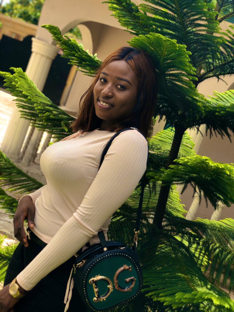 Elle_lavenderr's tweet photo. Felt cute🥰🥰 https://t.co/NoiRGrpCai