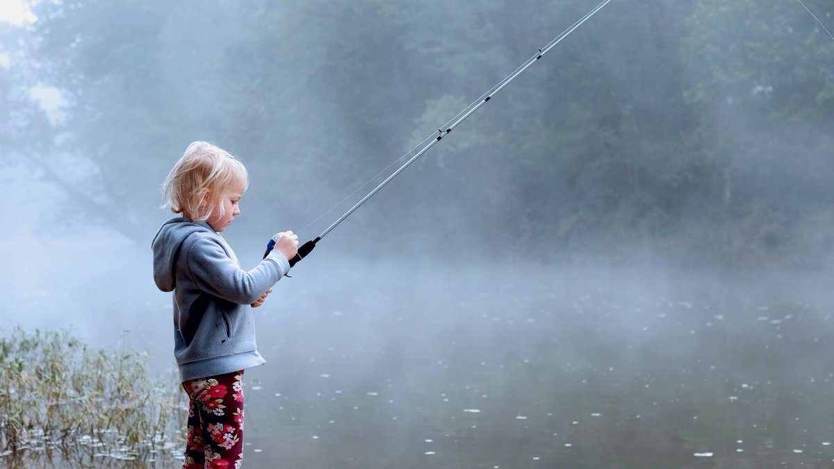 AHEIAofficial's tweet photo. No fishing license is required during Alberta’s twice a year Family Fishing Weekend. Locals and visitors can give fishing a try on waterbodies with open fishing seasons (not in national parks) this weekend, July 4 and July 5. 

For more information:
https://t.co/wXPOqA5TaI https://t.co/tESKp5joKd