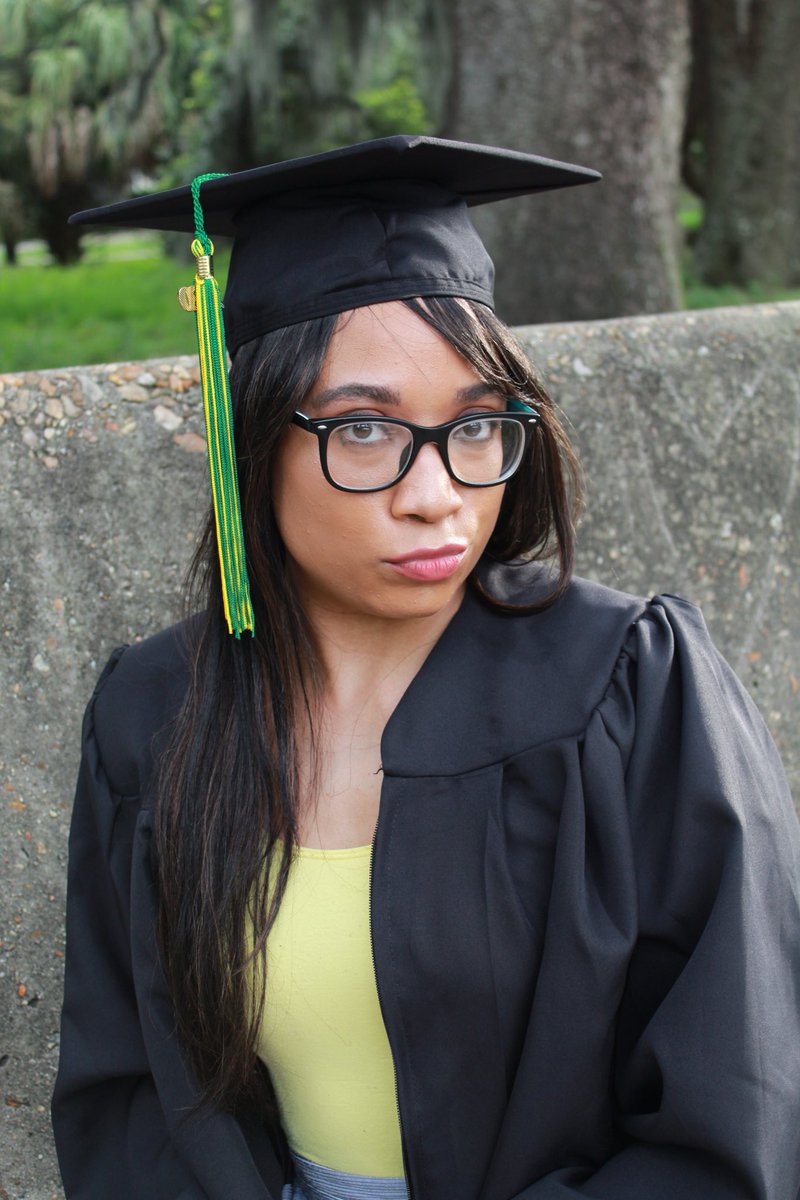 _allforlove1993's tweet photo. I thank The Lord for giving me this opportunity to graduate. #DCC #CO2020 #QuarantineGraduate #GraphicDesigner 
Now time to work on my B.A. and move on to bigger and better. Have a wonderful day! https://t.co/fr0h35KF4w