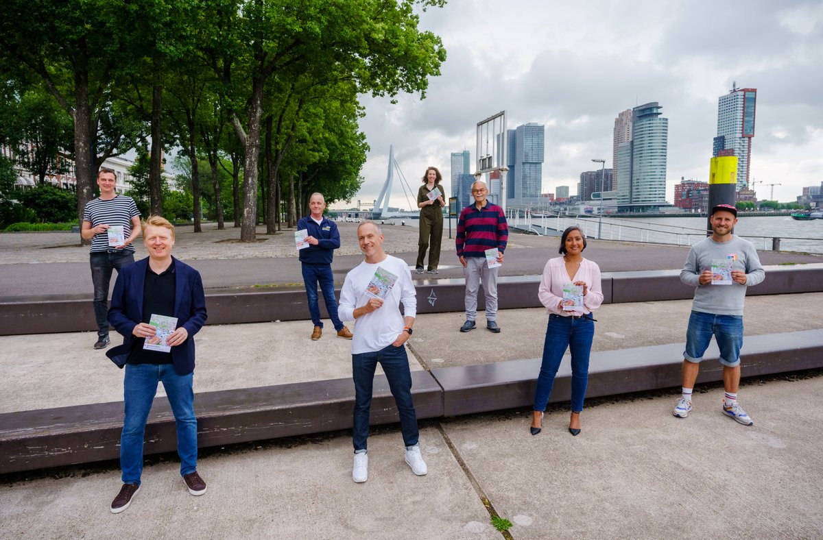 LVTPR's tweet photo. Launch @Facebook Community City Guide Rotterdam is a wrap! Great LVT Group-wide project with @Contentbureaunl writing the guide, @sjansendesign doing the design, @Eventive_Events organizing yesterday’s photo moment and LVTPR for project management and #PR. https://t.co/7aEWG0dxYu https://t.co/feUMfeEpqh
