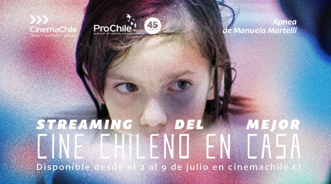 prochile_it's tweet photo. Centinaia di emozioni ci porta @Cinemachile
con il film 𝗘𝗻 𝗟𝗮 𝗖𝗮𝗺𝗮 del famoso regista Matías Bize, e il cortometraggio 𝗔𝗽𝗻𝗲𝗮, della giovane regista e anche dell'attrice Manuela Martelli. #Cinema @ProChile  https://t.co/tFPSmqoNhD https://t.co/YvdjNS8ejw