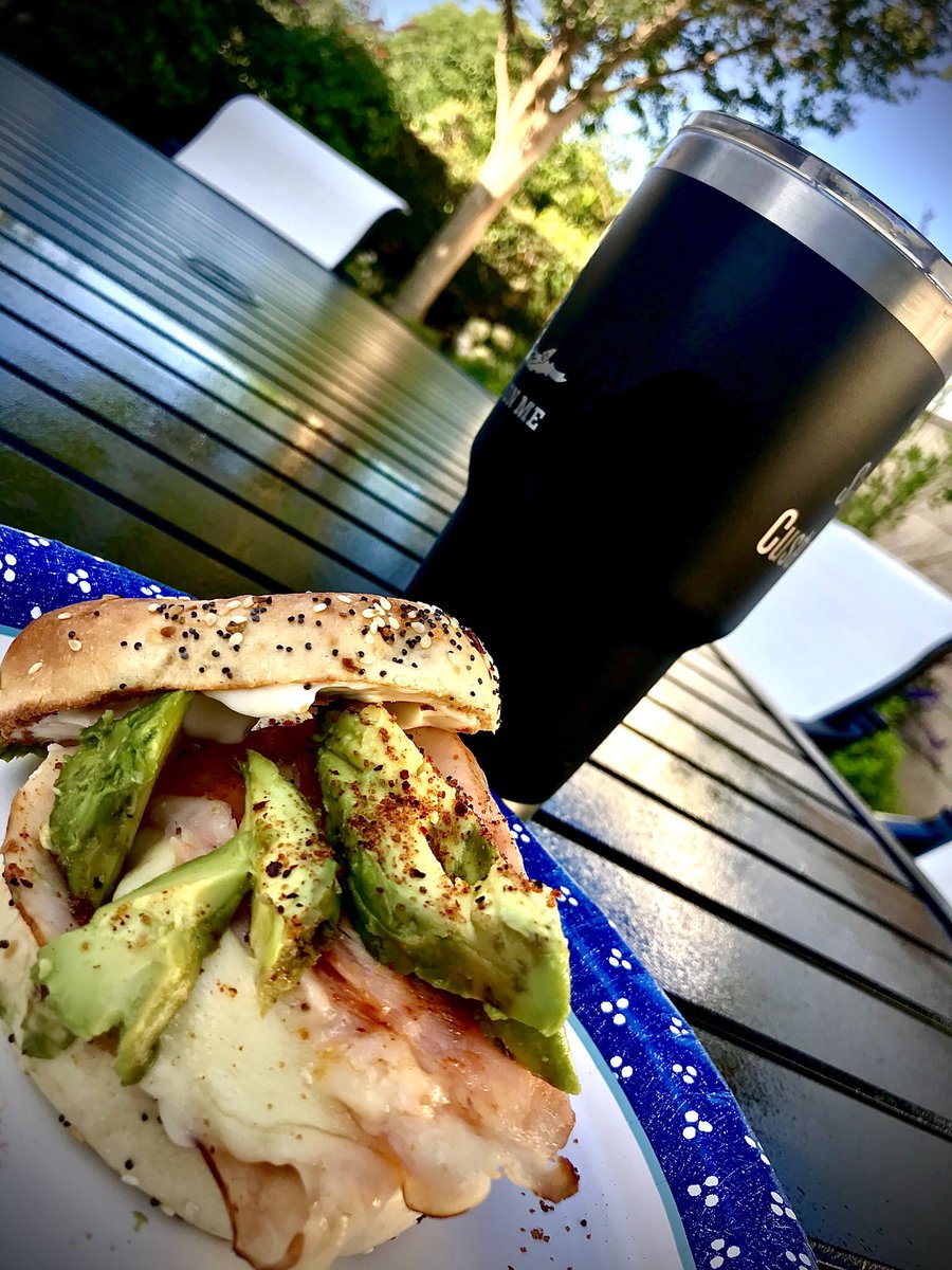 billymcdinca's tweet photo. OK Friday
Startin off with
everything bagel
egg
swiss cheese
turkey
avocado +
healthy sprinkling of cayenne & @mikeeldredtrio #LOVERUB
& 24ozs of shut yer piehole rocketfuel
Lets seem them pix
@Adam12332871709
@thisgrilllife
@CaptnKennysFr
@obsessedwtacos
@twobigboysblog https://t.co/32Z2IH9C0E