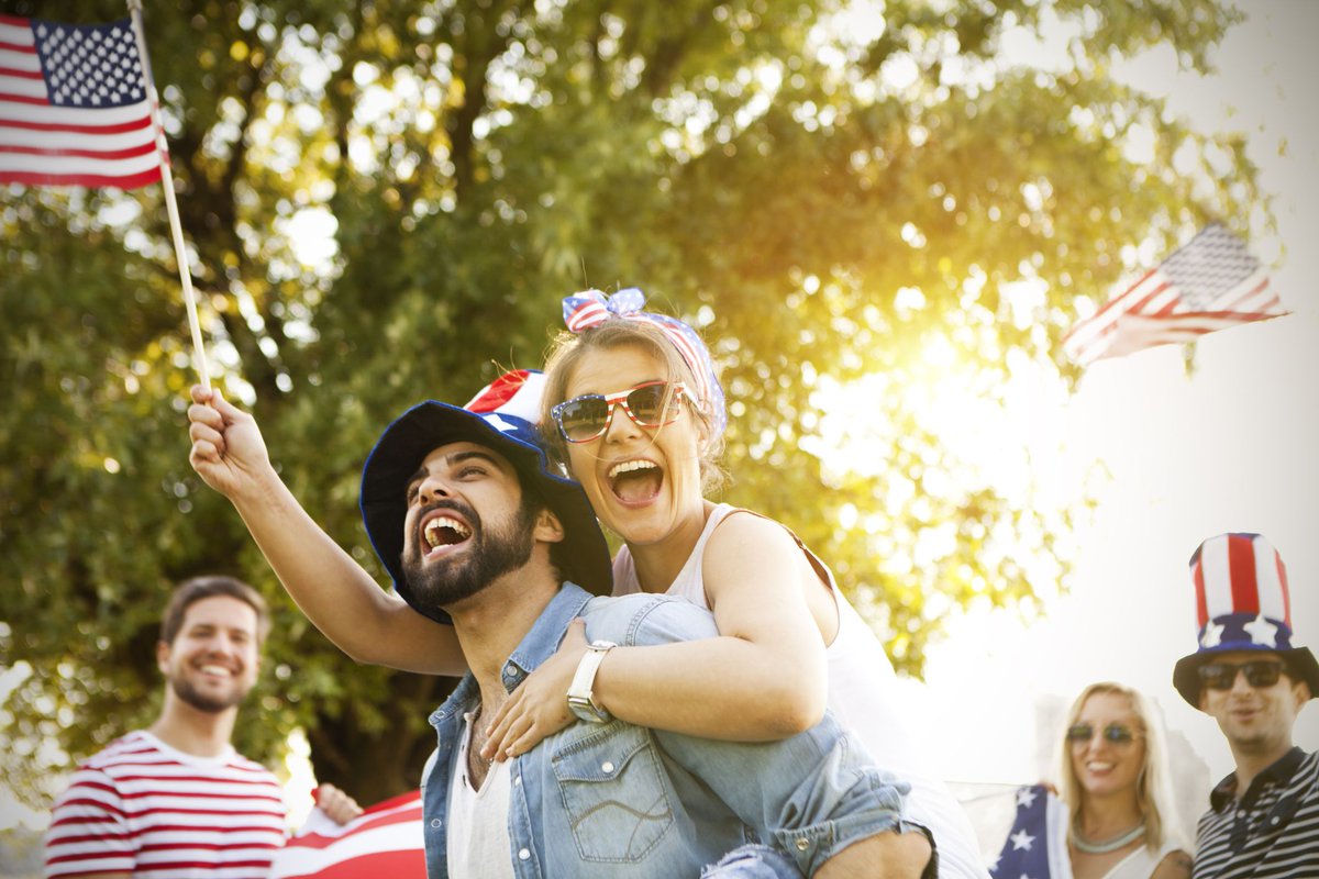 slydial's tweet photo. We wish you a happy 4th of July weekend from our team at Mobile Sphere! #slybroadcast #slydial #ringless #voicemails #mobilesphere https://t.co/5Ul919sIQR