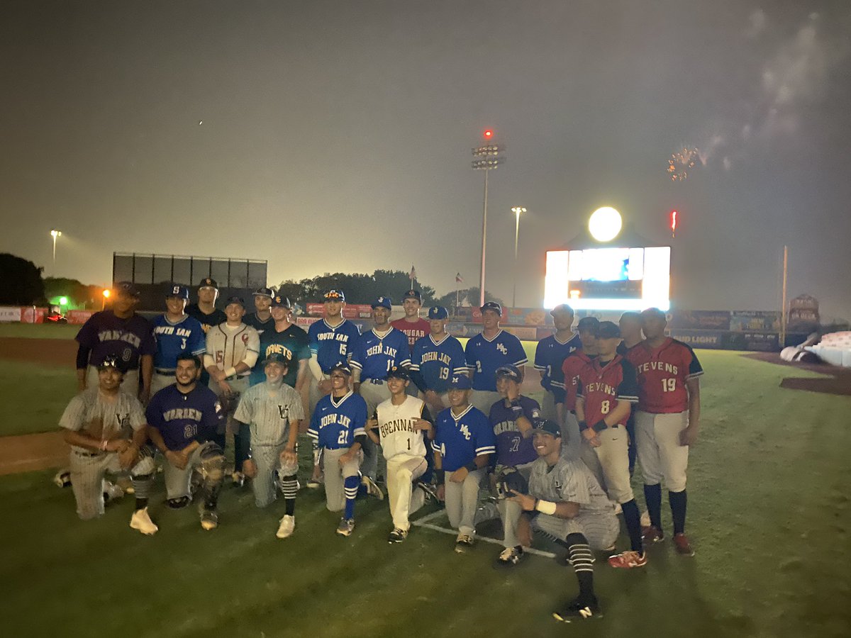 More pictures from the Ford McCombs West Senior Celebration All Star Game <a href="/missionsmilb/">San Antonio Missions Baseball</a>! <a href="/SABaseballCoach/">SAABCA</a> Couldn’t be more proud of how our seniors represented WC and Team Stripes! 🇺🇸
