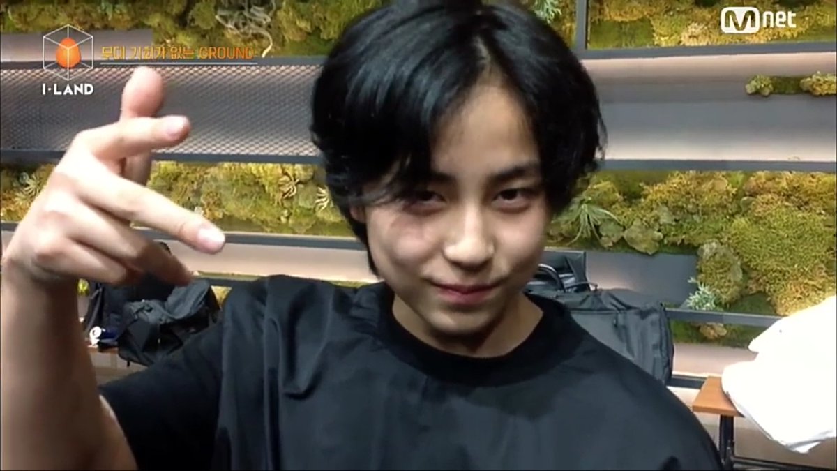 enhypenturkeyy's tweet image. [😂] Ta-Ki ne yapıyorsun ?

#ILAND #StayWithILAND