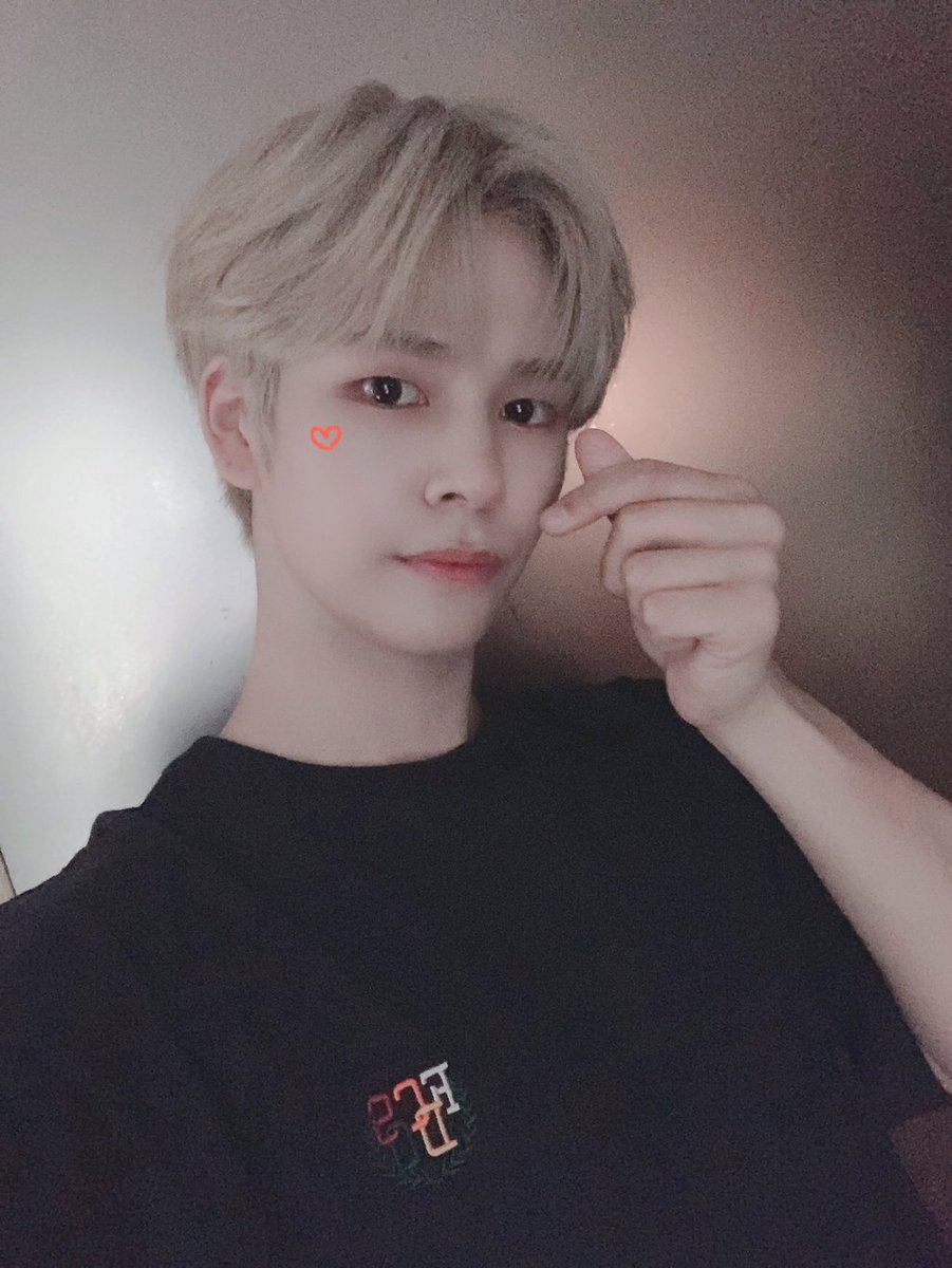 CRAVITY fancafe tweet media