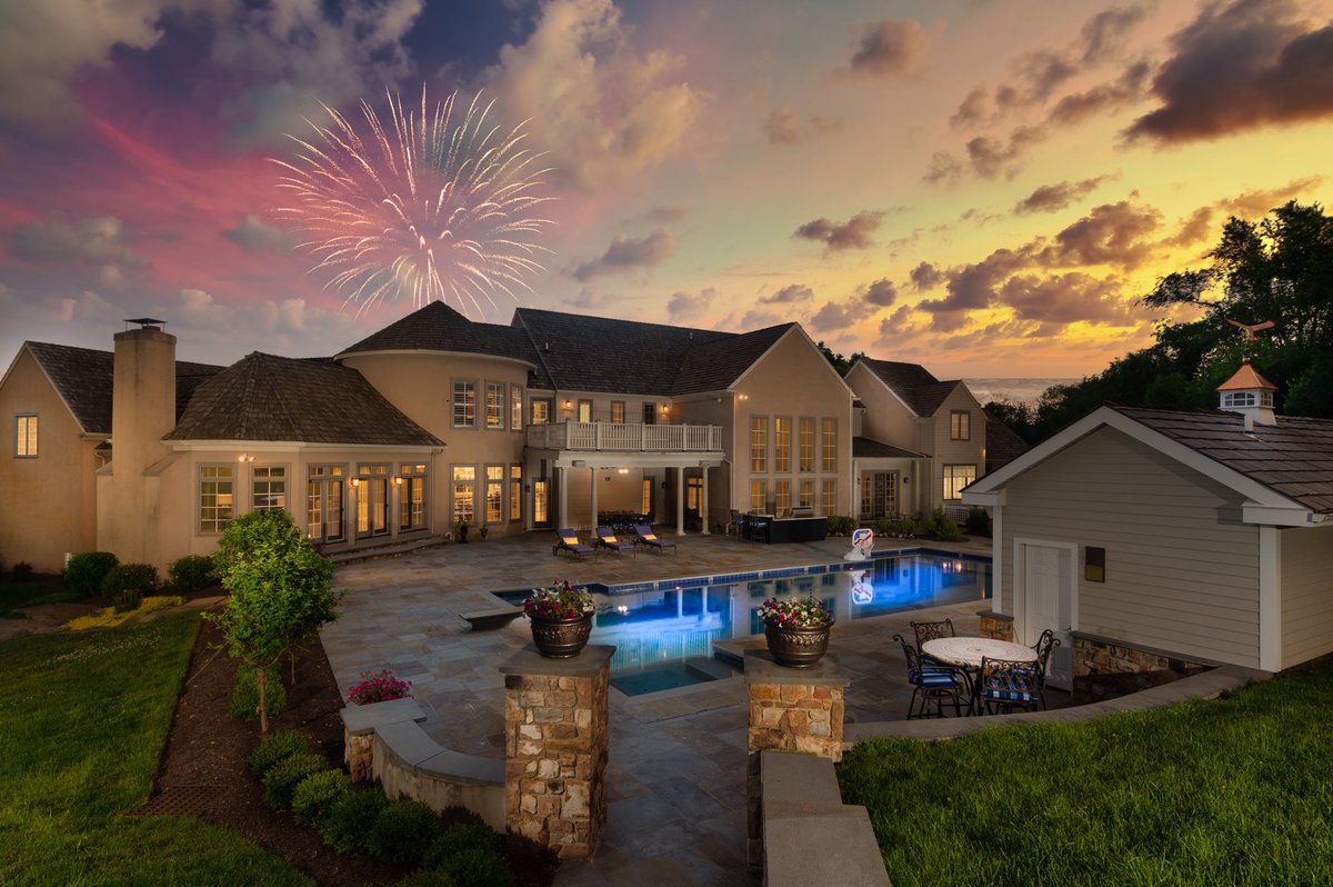 OMMediallc's tweet photo. Happy 4th of July weekend 🇺🇸📸 Stay safe this holiday! https://t.co/gFkzxr6M89