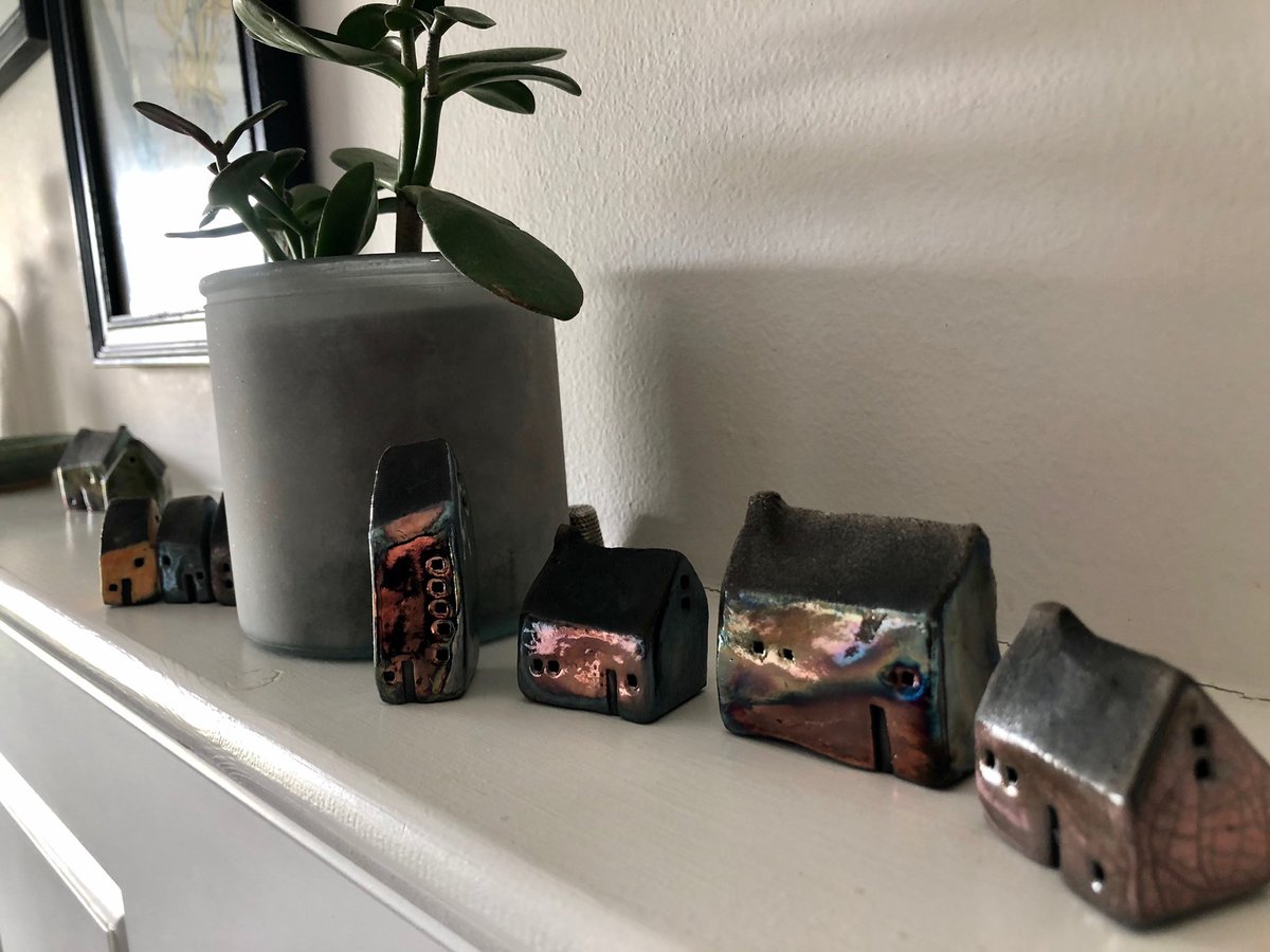 WeAreMudWater's tweet photo. We have finally resumed #raku firing and are really pleased with this little batch of tiny jewel like houses!! 😊 https://t.co/D4F5YUn5Cl
