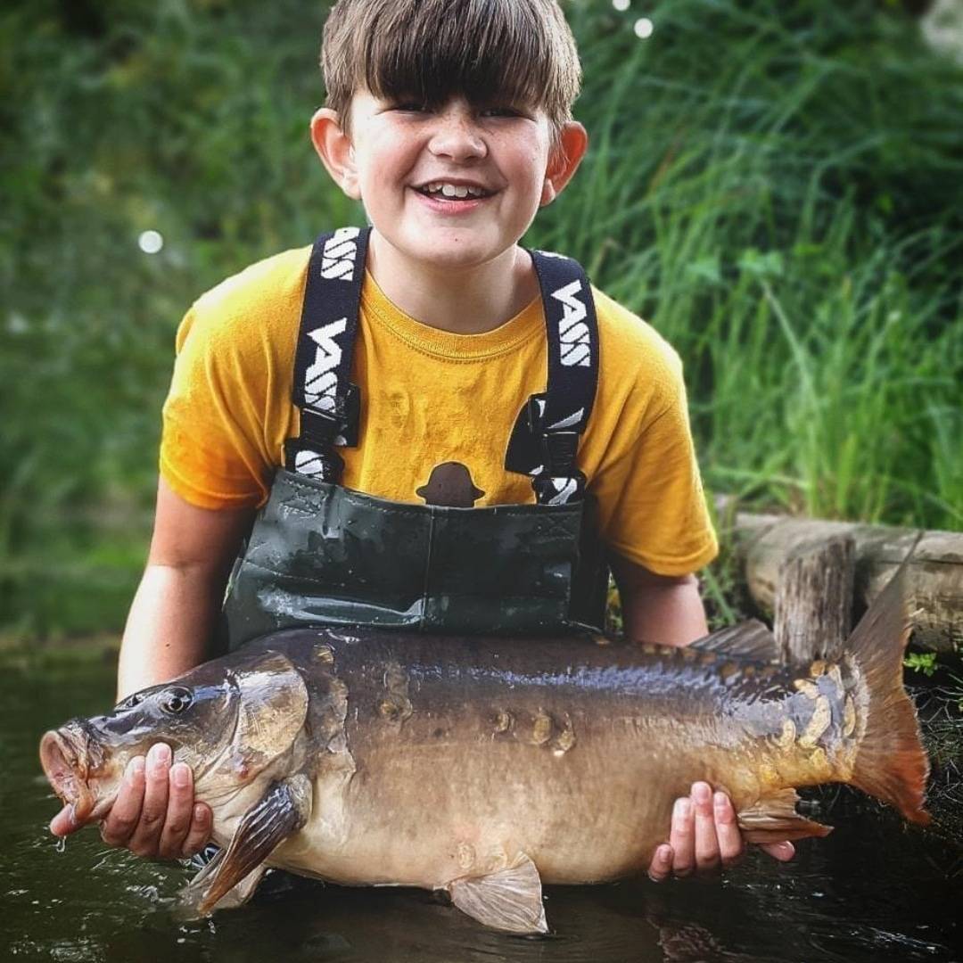 Increditackle's tweet photo. Catch report from junior team member Jayden Smith 
👌.
  Caught using simple slip D rig size 6 curve and associated terminal. 

Top angling as always Jayden keep it up mate 👍🔥🎣🐳. https://t.co/c5OwwVUk1P