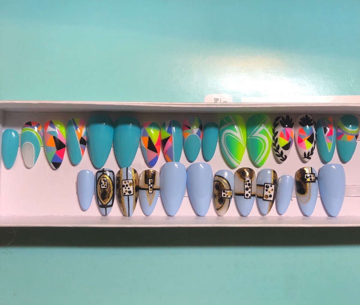 DMalone1121's tweet photo. Ladies Can’t get to the salon? I have your solution. Get your own Custom Press ons. Follow on IG @iamdmalone https://t.co/5SOoTPHkyo