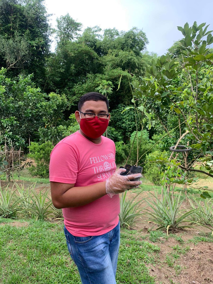 itsDACUTe's tweet photo. A TREE FOR THE FUTURE. π±π³π±π³
#RotaryOpensOpportunities #KickOffProject #RotaryInternational #Rotaract #PilipinasRotaractMDIO #RID3820 #TogetherWeTransform #tRENsform3820 #TransformingYear #transVONmation https://t.co/At7AlA4BU7