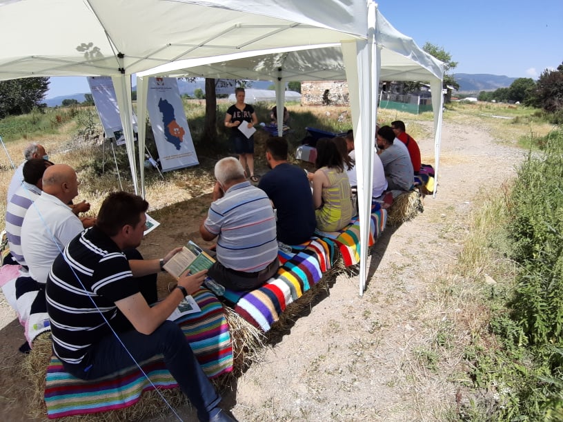 FILA_Interreg's tweet photo. 📌Today, #ADF (PP3), organized the first workshop of “Community of Practice” in the open air of the first social farm in Albanian Region nr. 3 where small businesses, experts, and researchers from local institutions and young innovators discussed about 👉https://t.co/hI9LNUFvpC https://t.co/fXQNh2ASmC