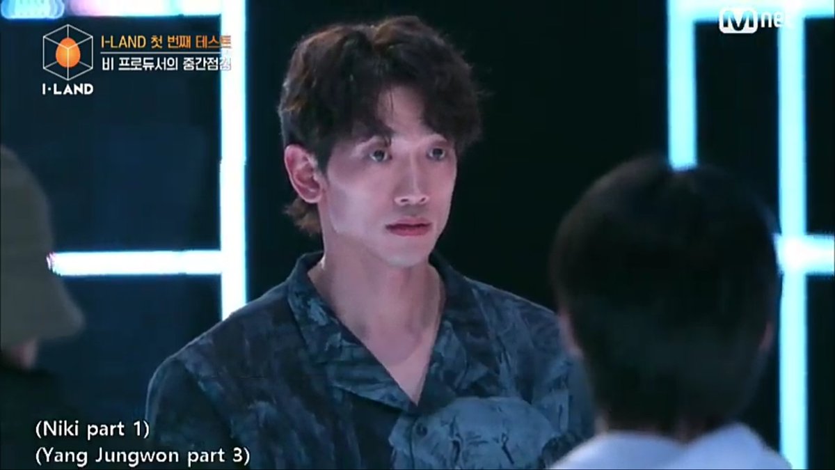 enhypenturkeyy's tweet image. [🙈] Rain bu kadar sert bakarken gördünüz mü ? Biz bile korktuk.

#Rain #StayWithILAND