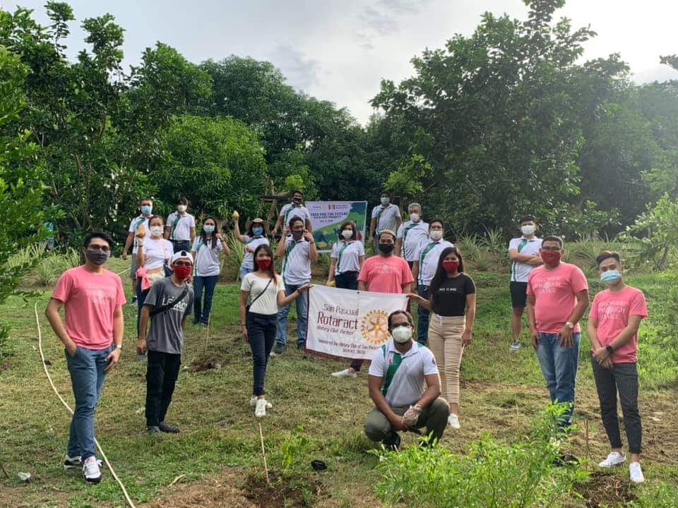 itsDACUTe's tweet photo. A TREE FOR THE FUTURE. π±π³π±π³
#RotaryOpensOpportunities #KickOffProject #RotaryInternational #Rotaract #PilipinasRotaractMDIO #RID3820 #TogetherWeTransform #tRENsform3820 #TransformingYear #transVONmation https://t.co/At7AlA4BU7