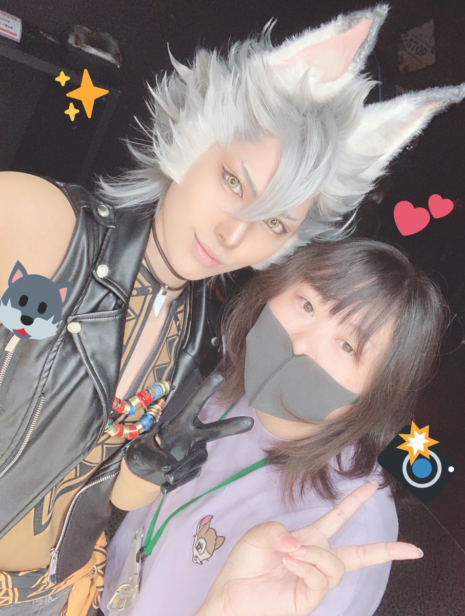 「今日はおさむにジャック撮ってもらってきたー!?✨
寮服と制服と運動着の3着やった」|女将🐺❤️‍🔥4/1アコマルD17🥳通知❌のイラスト