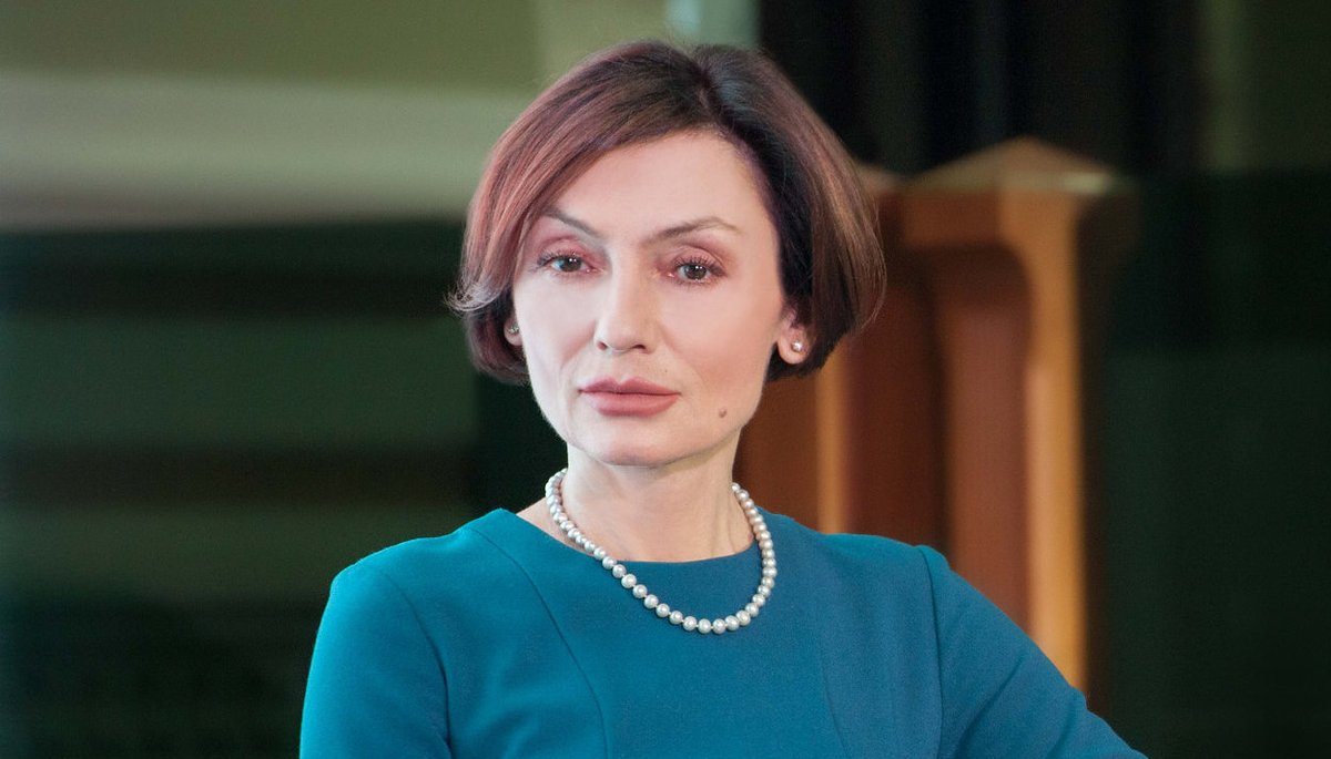 Acting head of #Ukraine's central bank Kateryna Rozhkova promised at a briefing to do her utmost to preserve the institutional independence of the NBU, prevent return of nationalized banks to ex-owners, as well as not to print money on the instructions of the political leadership
