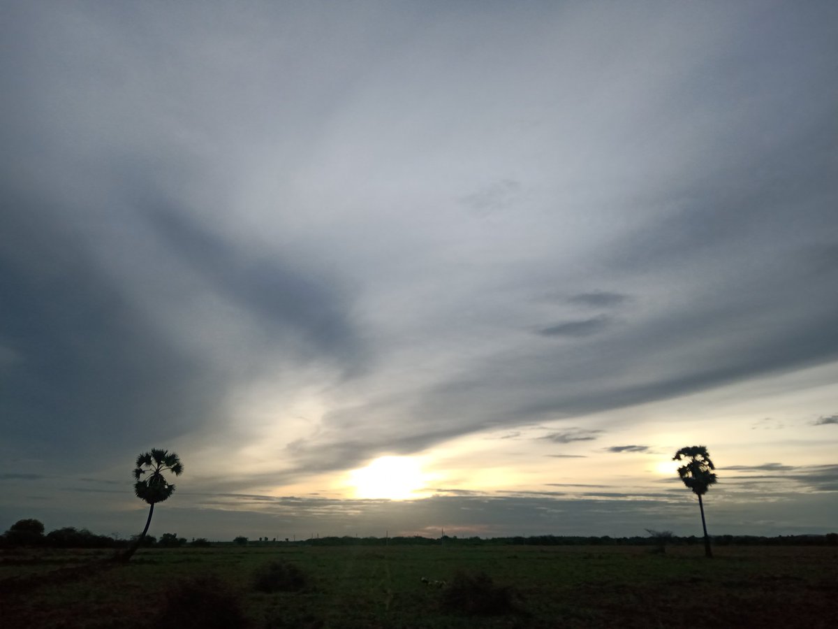 Same time as yesterday....how beautiful it was No filter  #NatureLove #MadhuriClicks