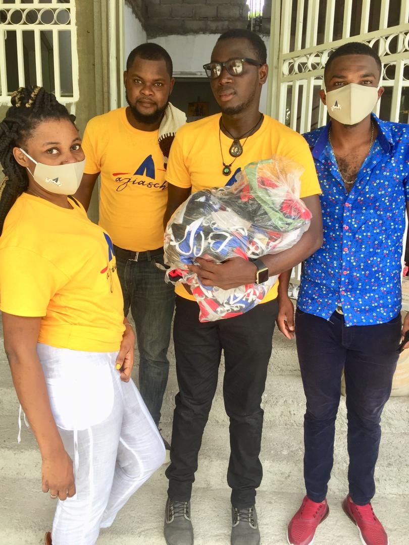 AJIASCH's tweet photo. Campagne de sensibilisation dans le #SUD contre la propagation de la #Pandemie (Covid-19)
#SafePaths #OMS #OPS #FAES #Healthcare @OEAHaiti @DigicelHT @MsppOfficiel https://t.co/GTDAJZqEm3