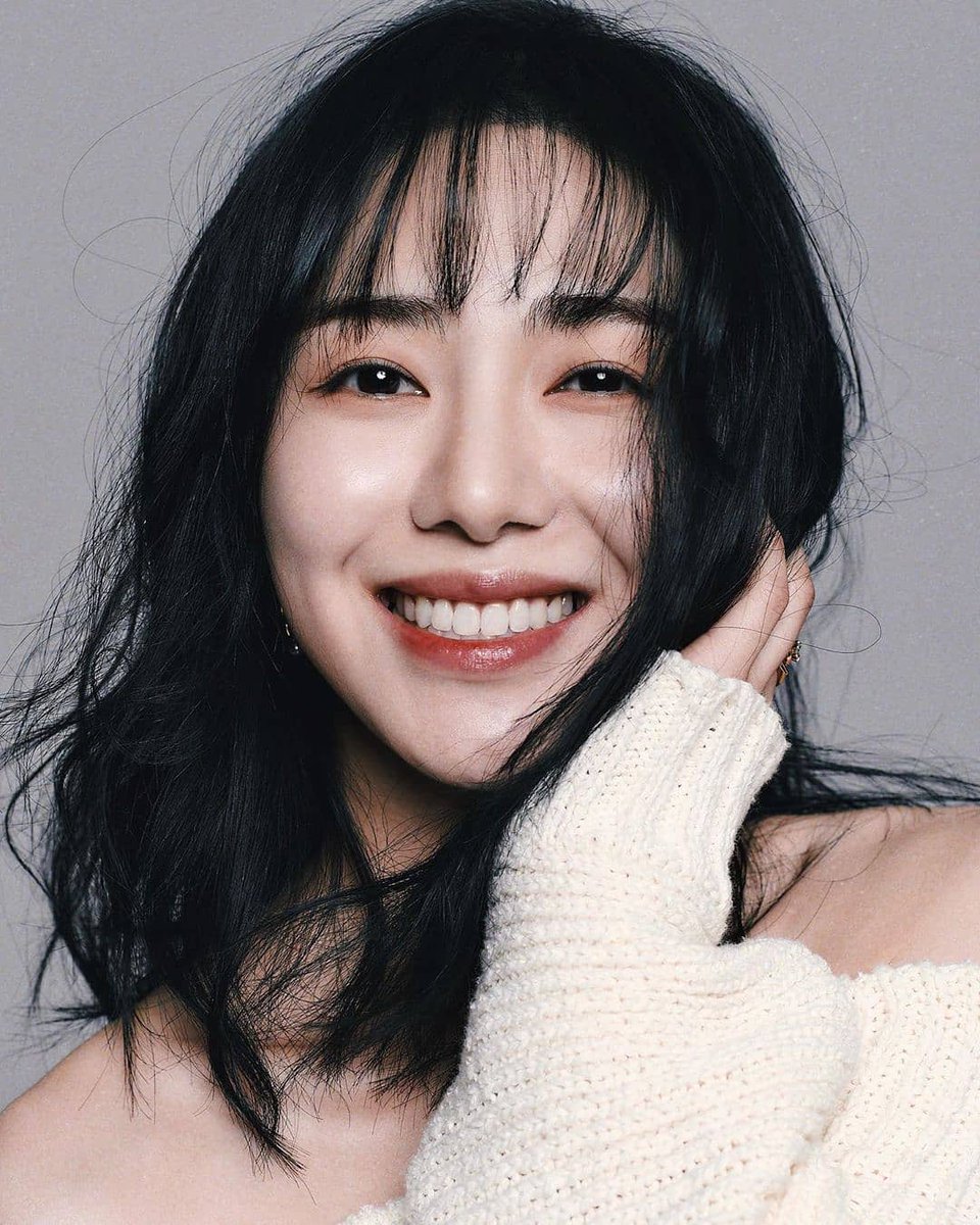 JEONGYEONBR_'s tweet photo. OFF| Pessoal, a Mina ex-integrante do GG AOA está passando por um momento muito difícil, se vocês puderem tirar um tempinho para ir no insta dela e comentar coisas positivas seria ótimo!

Link do insta dela: https://t.co/2nWdD9uGZE https://t.co/JqcG9fdcJy