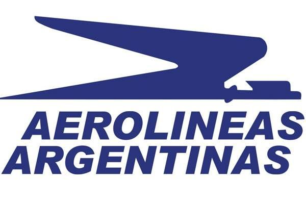 Aerolíneas Argentinas:4/10, once again the corporate modern light sans serif is a plague, and once again the old logo was sick af