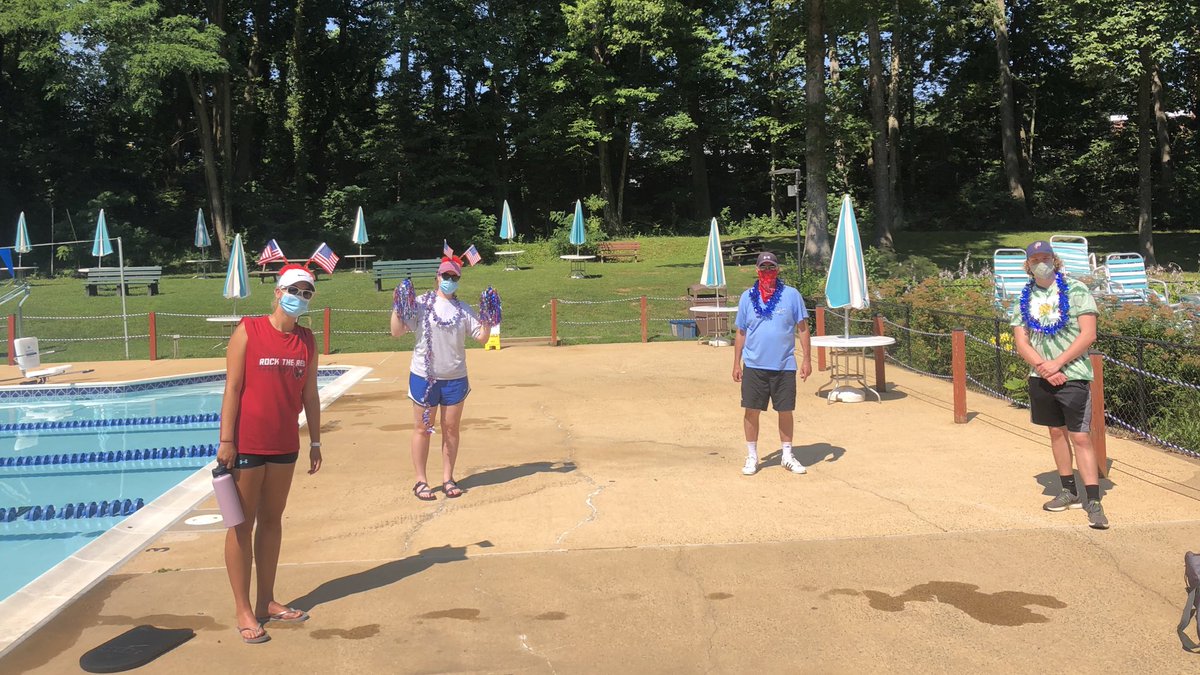 carriemccall's tweet photo. Wishing everyone a Happy 4th of July! @WoodleyPool #nvsl https://t.co/O55W5jGF3a