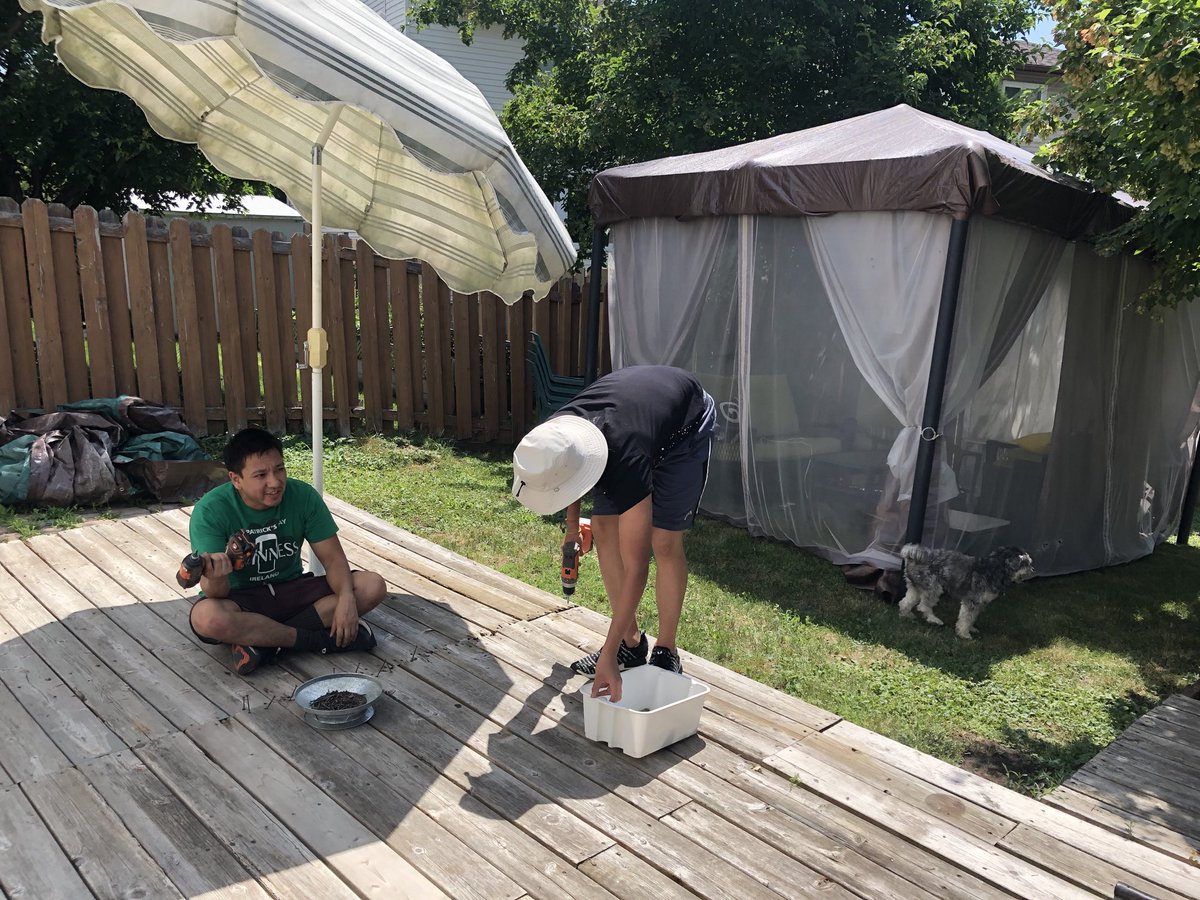 AudreyJL's tweet image. Today we (my sons and my husband) are removing the old deck boards. We’re going to install a new composite deck. #summer #backyardprojects