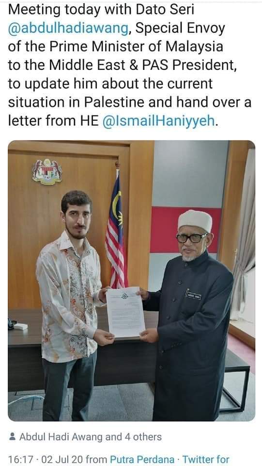 Milydungun's tweet photo. Fuziah weiiii.....sblm nok post status tuu...jgn napok hati hitam sngat... https://t.co/ElSgKJK6fn