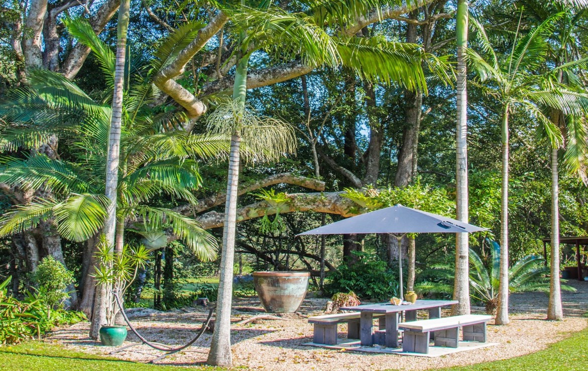 Farmbuy Com Mullumbimby Nsw 8 Acres Stunning Park Like Grounds Bordered By The Beautiful Brunswick River With A Rendered Home That Melds Into The Landscape Of This Private Rural Estate More Farmbuy Com Mullumbimby Nsw 8 Acres Stunning Park Like Grounds Bordered By The Beautiful Brunswick River With A Rendered Home That Melds Into The Landscape Of This Private Rural Estate More