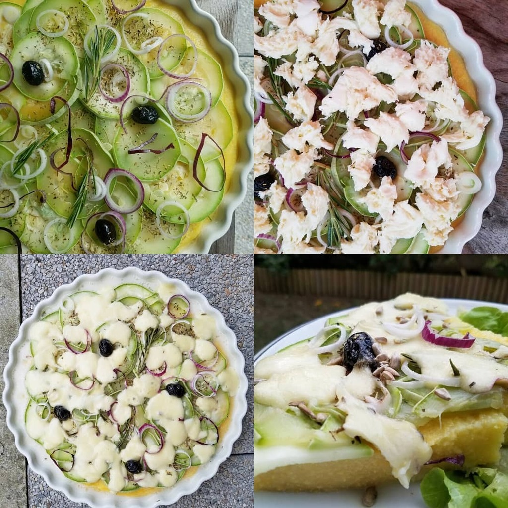 nadasto's tweet photo. Pizzalenta. Une fausse pizza base polenta. On met ce qu'on veut dessus et on passe sous le grill pour faire fondre le fromage, nickel!
Courgette, romarin, oignon rouge, mozzarella.
#levendredicestpizza #polenta #freestyle #freecooking #veggies #healthyfo… https://t.co/KdagxAjhex https://t.co/Zzjhh0c43T