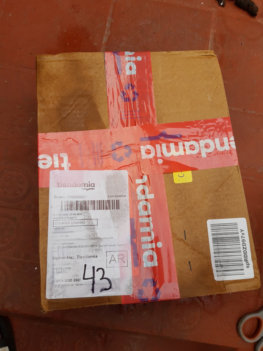 fercho_mmd's tweet photo. Gracias @tiendamiacom , hoy llegaron los fancase que habia compradooooo hace uno poco mas de una semanaaa!! 100% recomendadisimooo!! los mejores para traer cosas de afuera! 😍me quedo hermosoo😍 #DelMundoAmiPuerta https://t.co/65JxFsDaaG