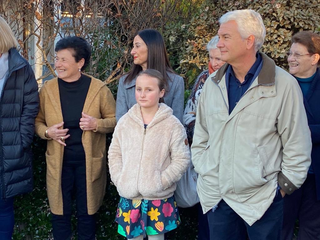 ItalyinNZ's tweet image. Unveiling a board acknowledging the Italian character of “the wood” neighborhood in Nelson. Thanks to all Italian-Kiwis for maintaining the connection to 🇮🇹 through generations. Of course we ended up celebrating #ClubItalia